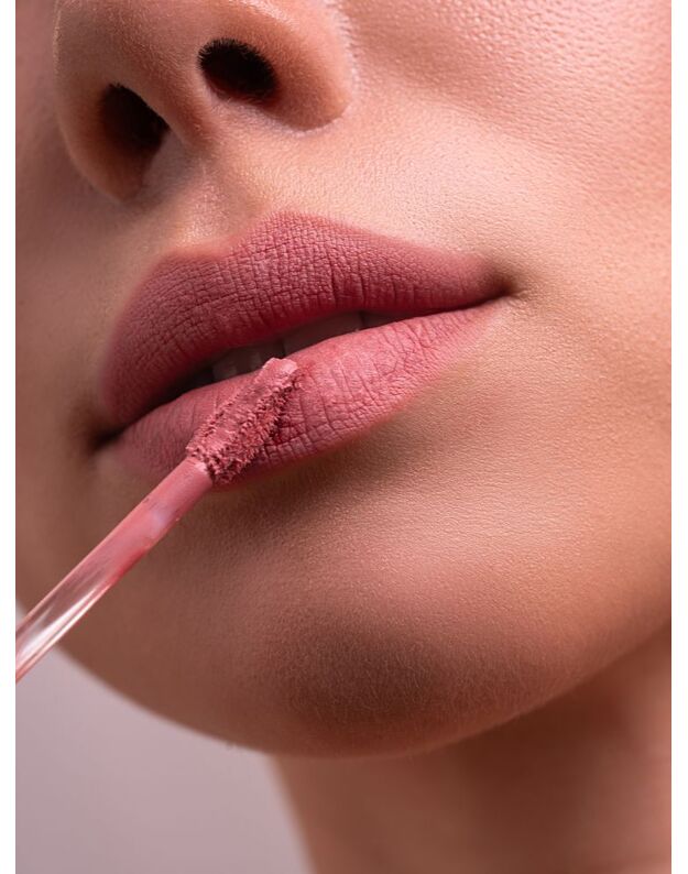 Zola -  Lūpų matiniai dažai „Velour Lip Souffle“ įv. spalvos 1
