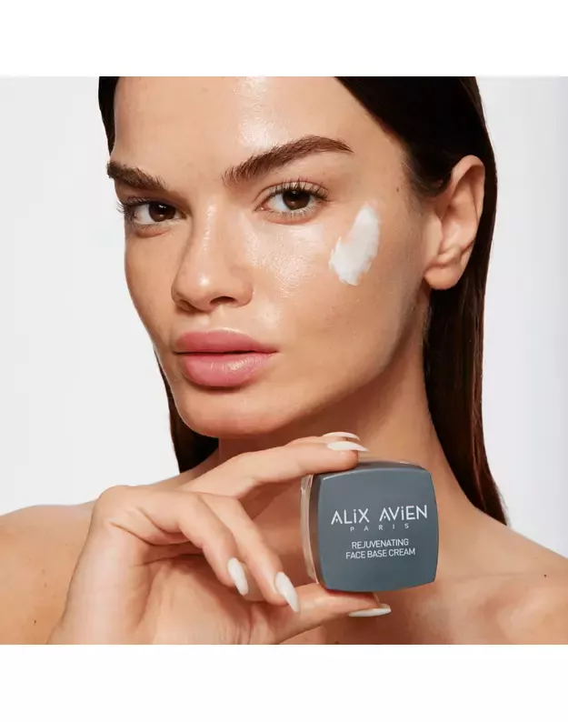 Alix Avien REJUVENATING FACE BASE CREAM Drėkinanti makiažo bazė
