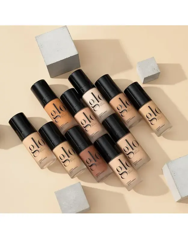  ŠVYTĖJIMO SUTEIKIANTIS SKYSTAS MAKIAŽO PAGRINDAS SU SPF 18 / LUMINOUS LIQUID FOUNDATION SPF 18 1