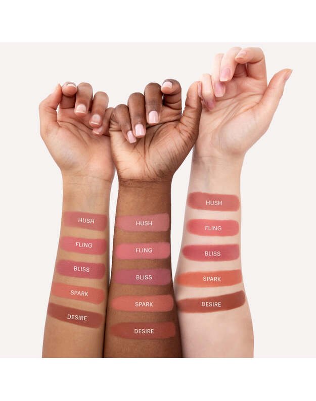 GLO SKIN BEAUTY- KREMINIŲ SKAISTALŲ PIEŠTUKAS / CREAM BLUSH STICK įv. spalvos 1