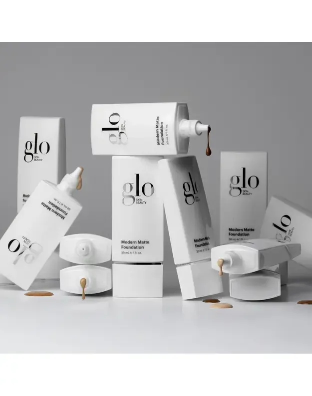 Glo Skin Beauty - MATIŠKUMO SUTEIKIANTIS SKYSTAS MAKIAŽO PAGRINDAS / Modern Matte Foundation